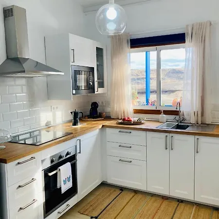Casa Dora: Tradicional Y Al Borde Del Mar. Tatil Evi