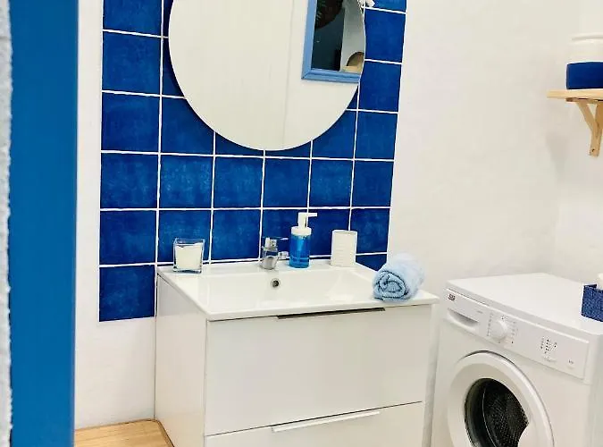 Casa Dora: Tradicional Y Al Borde Del Mar. * Poris de Abona