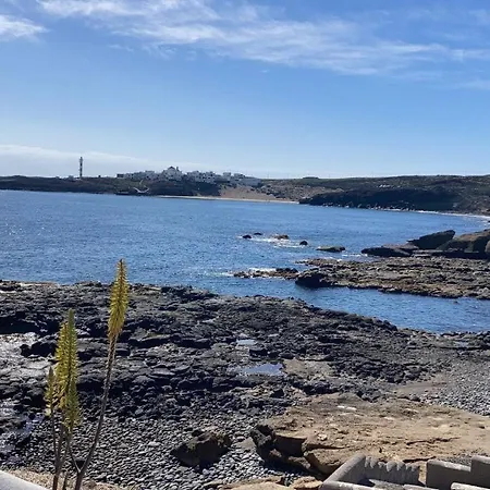 Casa Dora: Tradicional Y Al Borde Del Mar. Semesterbostad