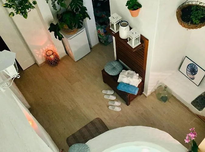 Casa Dora: Tradicional Y Al Borde Del Mar. *